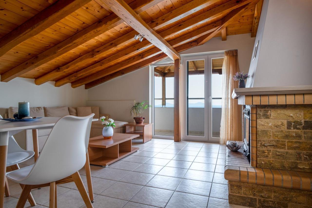 Appartamento Pantheon Attic Alónnisos Esterno foto